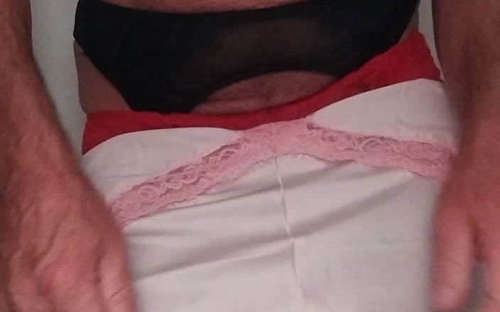 dragontrainer5: CD Trans wyświetla nową różową bieliznę i majtki