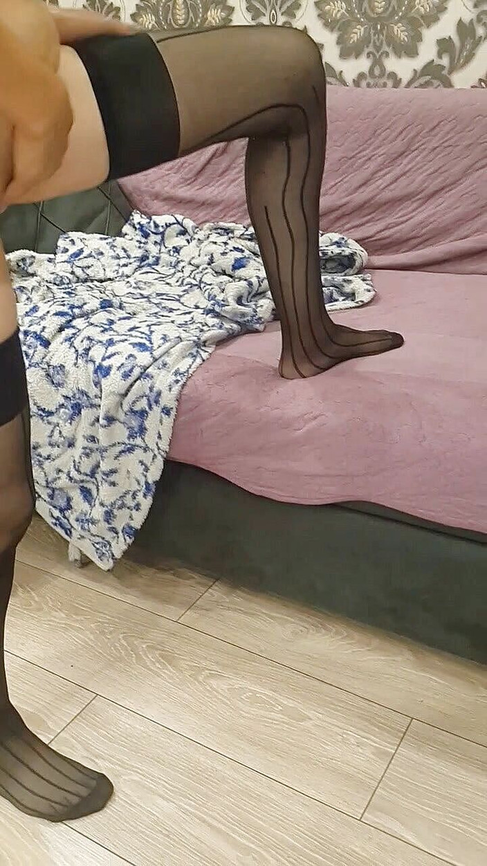 Inessa2021: Arménská MILF masturbace