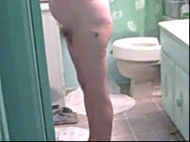 BBW nurse Vicki adventures with friends: My stepmom after her shower