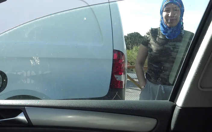Souzan Halabi: Algerian Slut Fucks in Car in the Parking Lot of...
