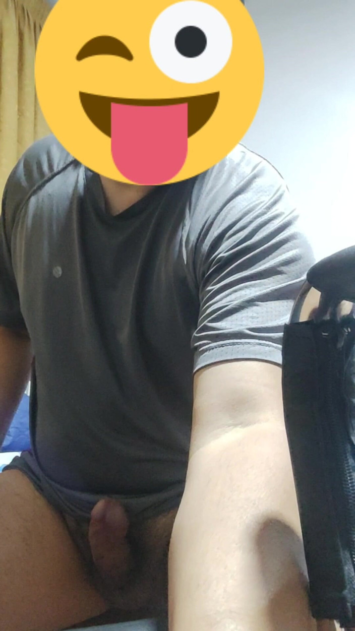 Dalorian 88: तकिए को चोदना