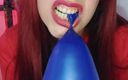 Tu Gauchita Argentina: Do you like to watch me play with balloons??