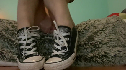 TheRealKittyD: Quickie JOI Jerk to My Converse