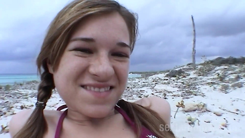 Sextermedia by Pete: Blowjob with Mermaid
