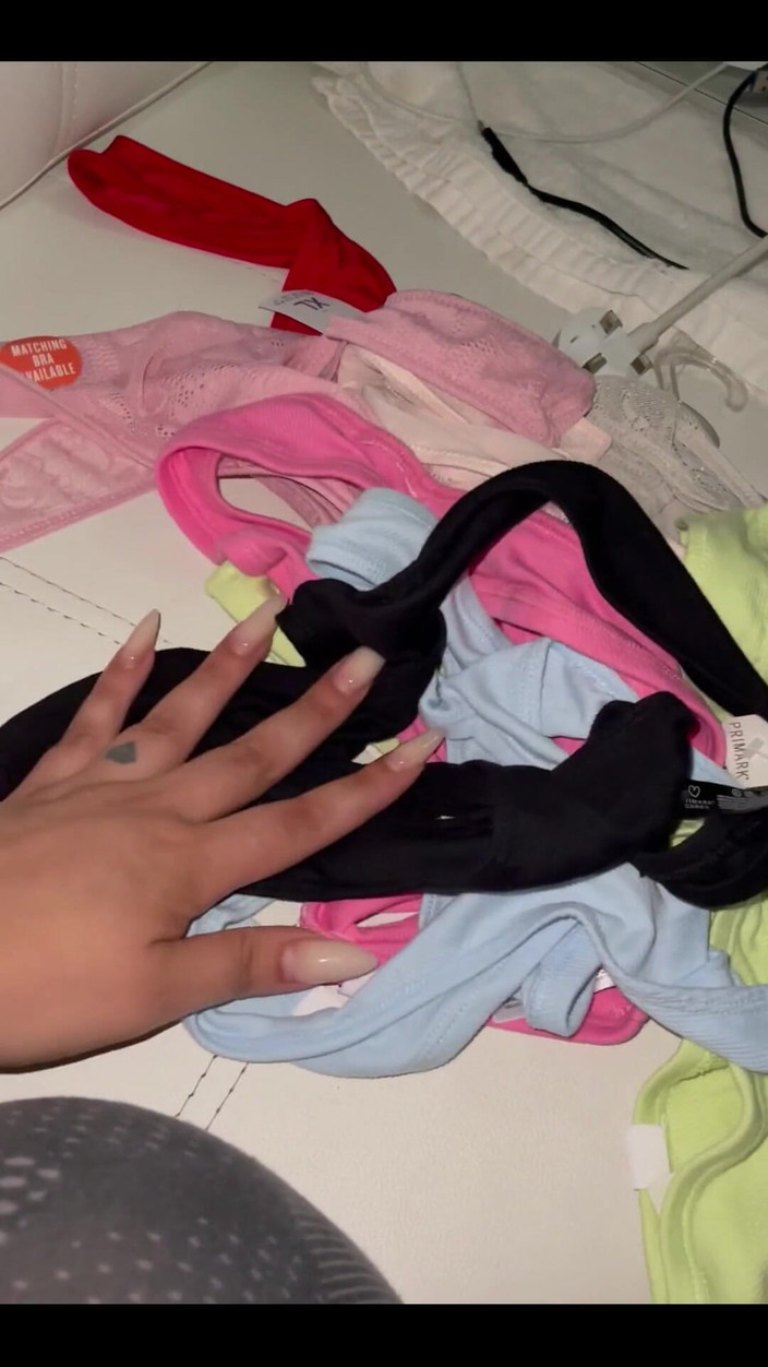 Anastasia Lux: 1 나에게 팁과 이름 / 주소를 보내려면 주의 1