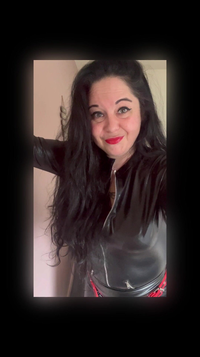 Maitresse Clara: 8 horas sob minhas ordens...