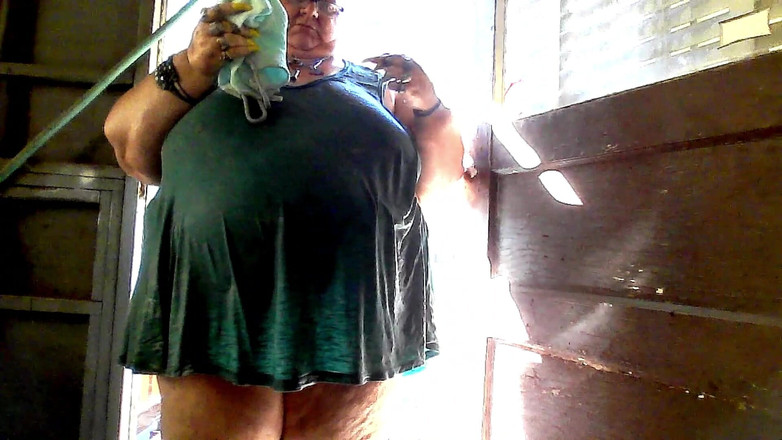 Mistress_T_FD_GD: Body Wash