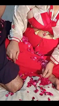 Desi Cheating Wife in Red and White Dress Homemade Sex Hindi Audio