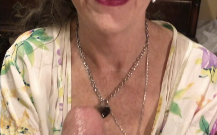 MaXXXimumMilf: Romantik oral seks ağız yutma! Maxxximummilf