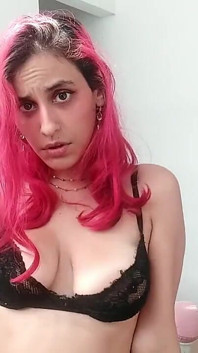 Bimbo puta Piggy va en una entrevista de trabajo