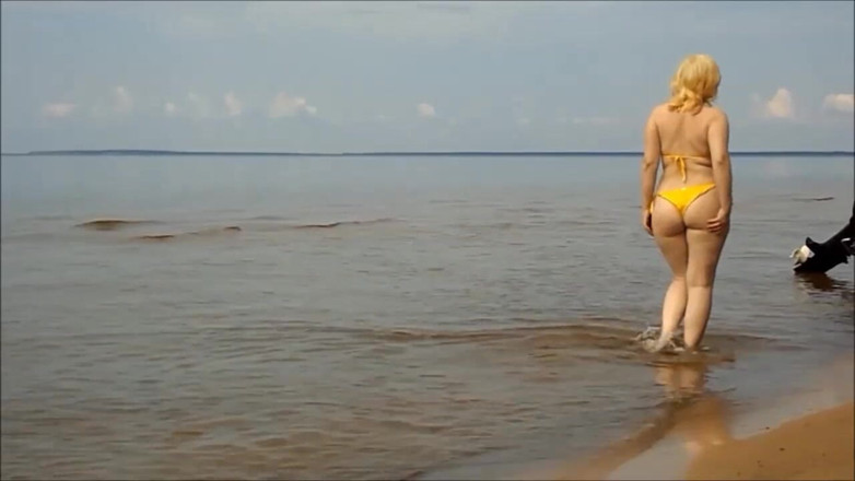 RedRoseRus: Bikini beach