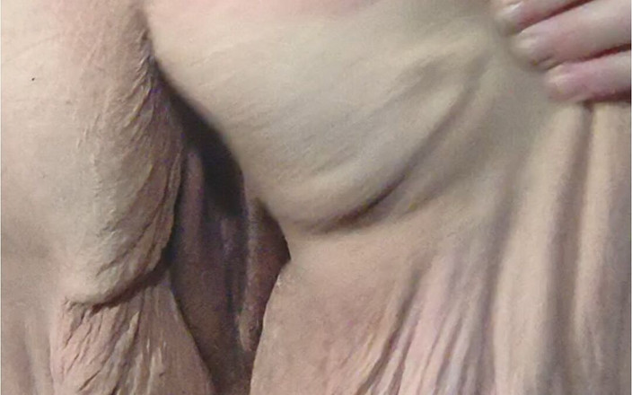 HerculesnVENUS: 拍打那个大屁股哦继父，我一直是一个非常淫荡的女孩