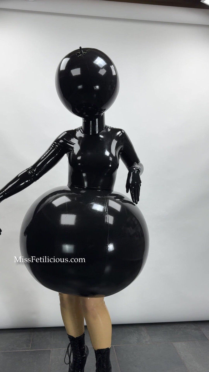 Miss_Fetilicious: आप मेरी inflatable पोशाक के बारे में क्या सोचते हैं?