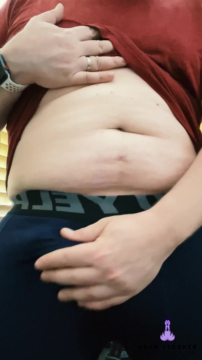 Adam Stroker: Senaman tengah hari menjadi persembahan zakar