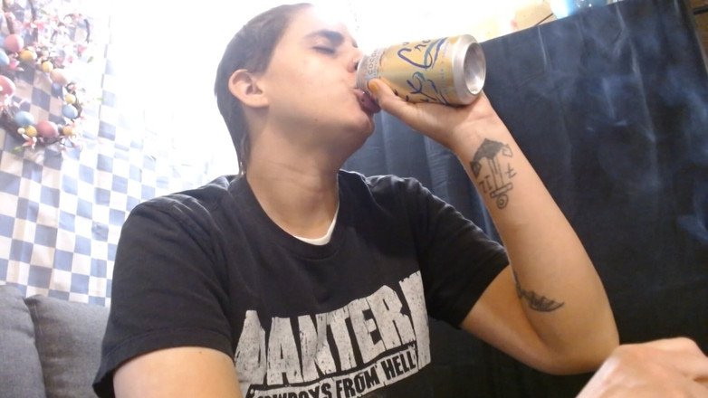 Abby Anna: Lesbische zachte dijk roken