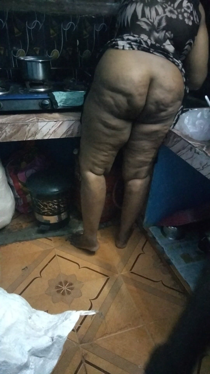 Priya aunty: 부엌에서 핫한