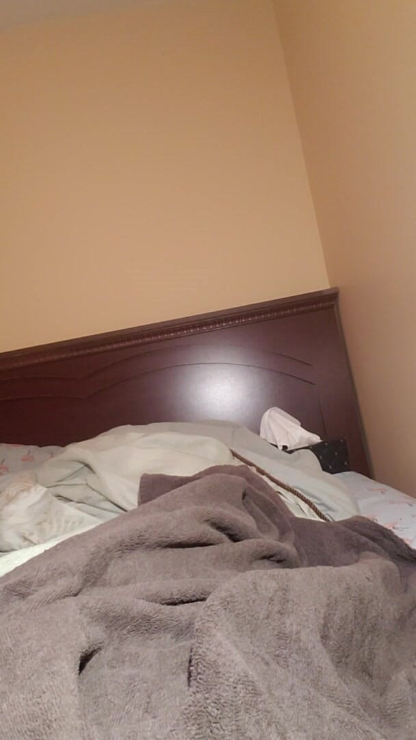 Charlieboy69: Derin gırtlağına kadar sikiş dildo