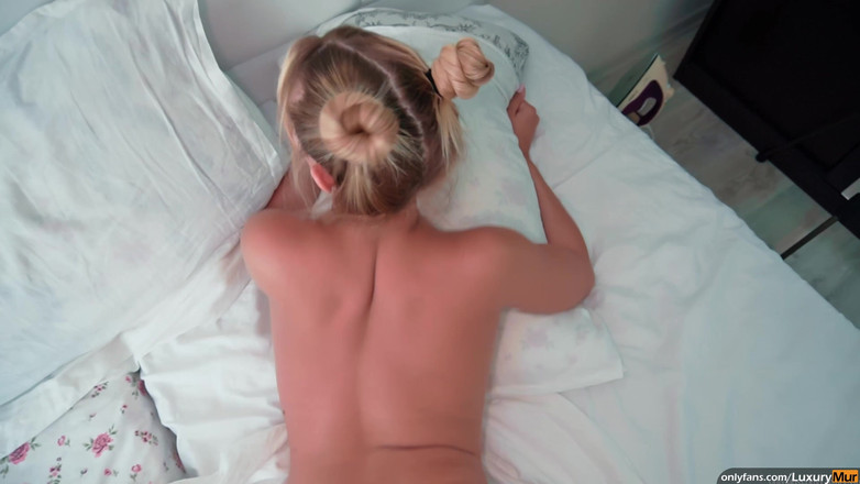 ReplayXXXLady: Aproape că am fost observați în timp ce futeam o curvă