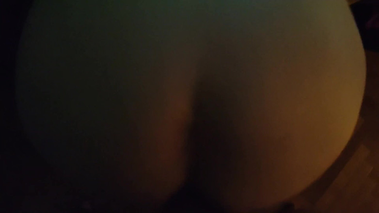 JelaiBora: En sevdiğim seks pozu domaltarak beni arkadan sert sikmesine bayılıyorum