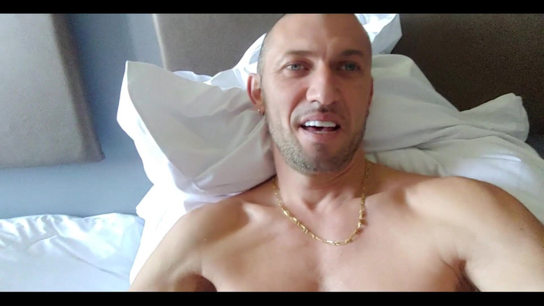 Boy jerking off: 男孩撸管