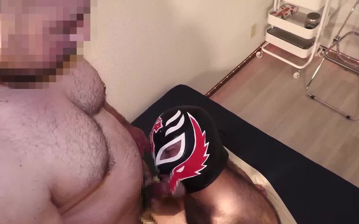 Gay Saimin Pictures: 173cm 93kg 29y Japanese muscular hairly bear big cock gay raw sex...
