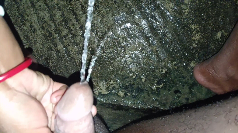 Nenika: Desi Bhabhi Sucked the Dick After Peeing