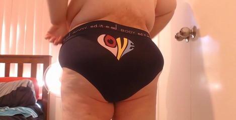 LaLaDelilah: In deze video verander ik mijn dikke kont in en...