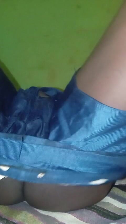 Africatrans: Tolong gobek pantatku lebar-lebar dong