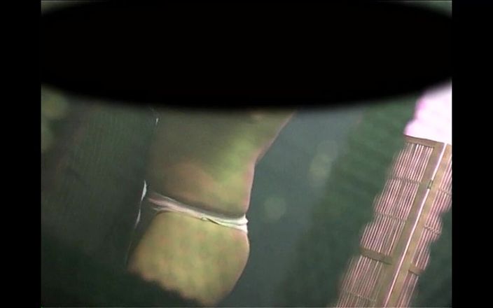 NASTY AMATEUR - Pornstar for a day: Ateşli Güney Amerikalı sürtük prezervatifle sikiliyor ve tıraşlı amına boşalıyor