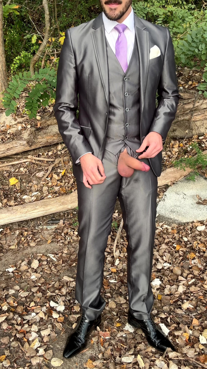 Master Shiny Shoes: Public Outdoor Masturbation in a Shiny Suit