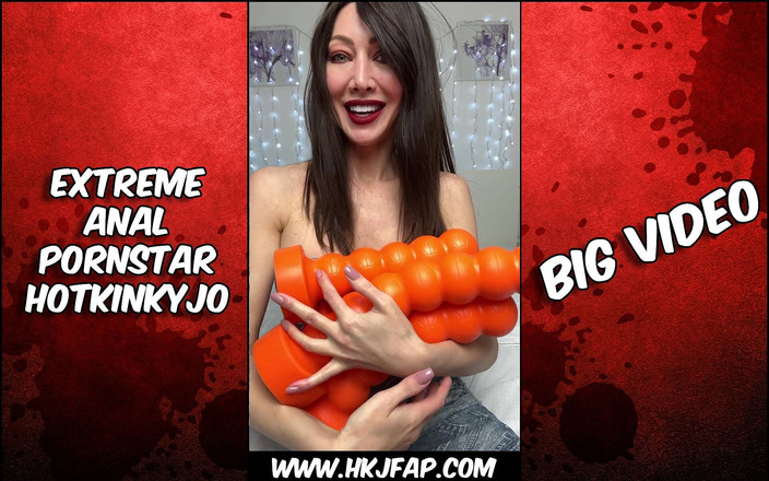 Hotkinkyjo: HKJFANS Amateur Style Films: 10.maggio.2025 Grande Video: Hotkinkyjo in calze verdi pancia rigonfiamento, dildo...