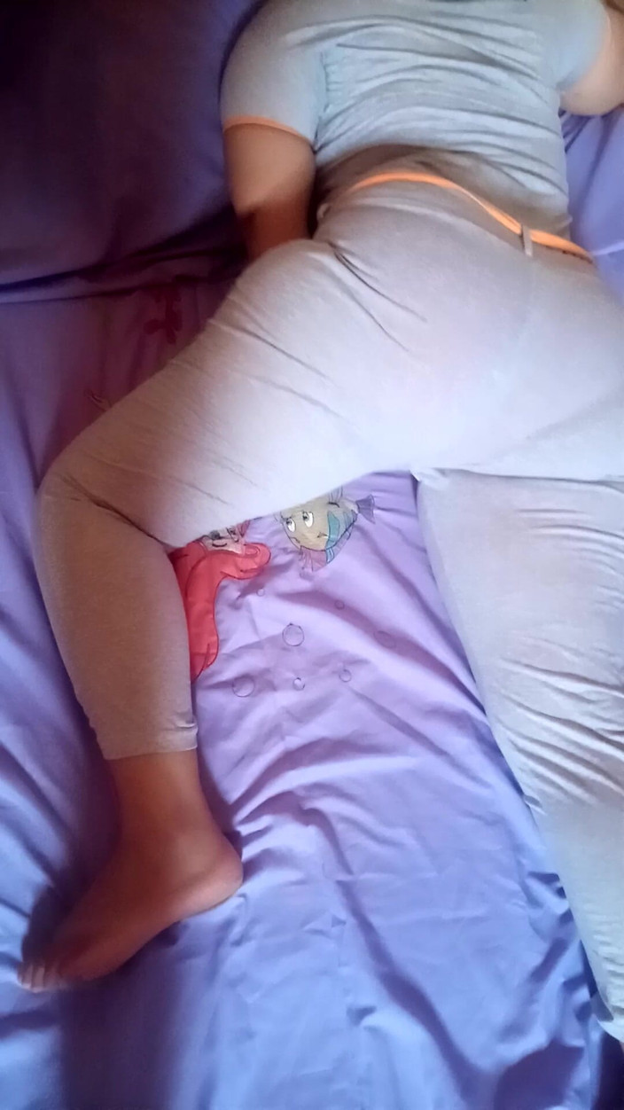 MonymodyErotism: MonyはSexxのための男を欲しがる