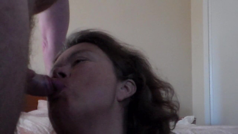 Sex hub couple: Jen is sucking on Johns cock and a dildo