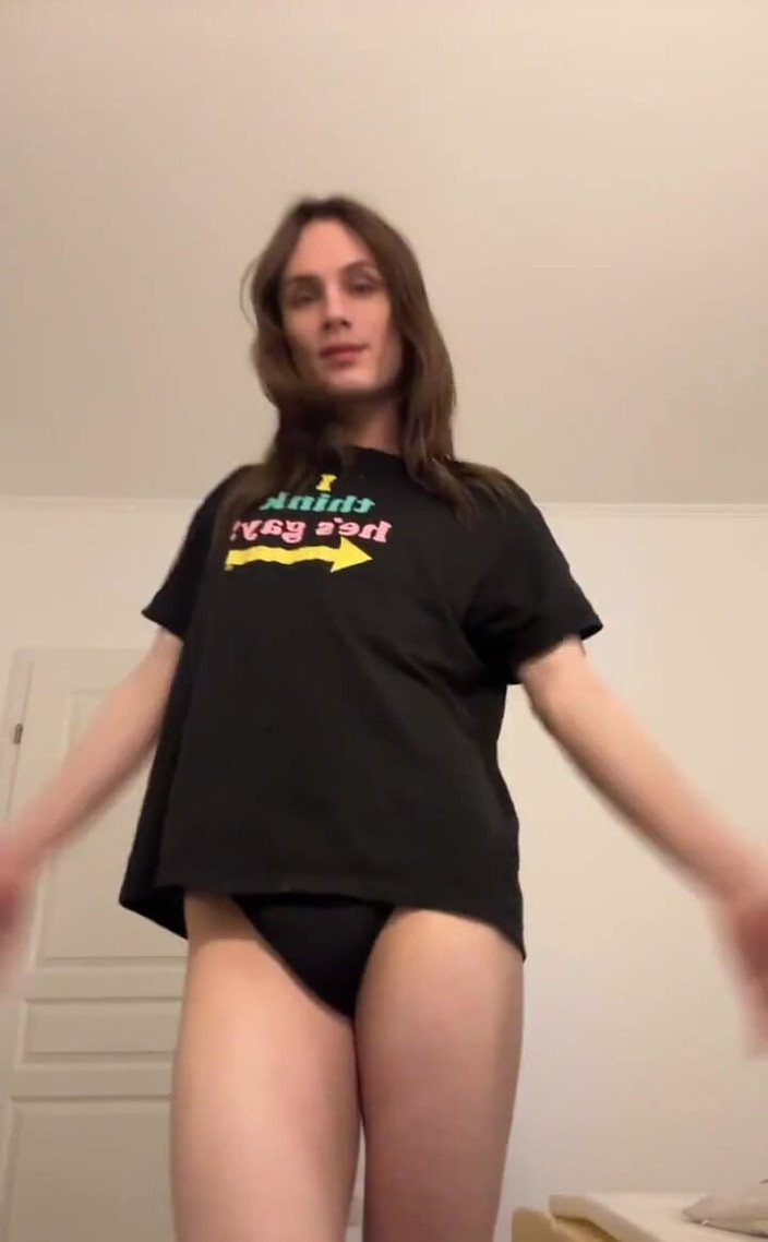 TS Kylie Star: Nenn mich mutti, wenn ich dir nackte schicken soll