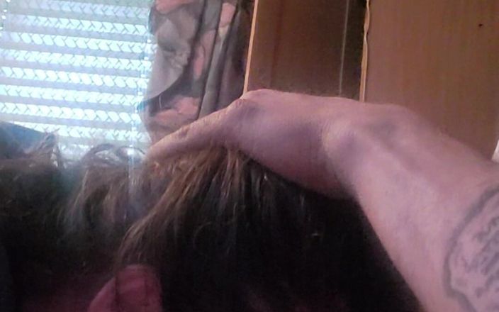 VinnyMacNDelilah: Knows How to Suck One Down