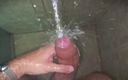 Camilo Brown: No hands water masturbation. Letting the stream of water fall...