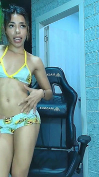 Latina Sexy Dancing Bodu Perfect Masturation in the Room