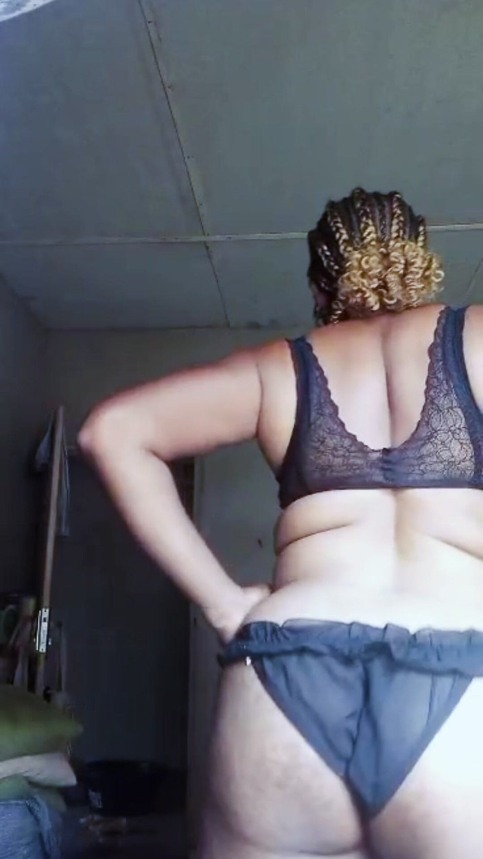 Lovelee: Honey Village Girl Torching Herself