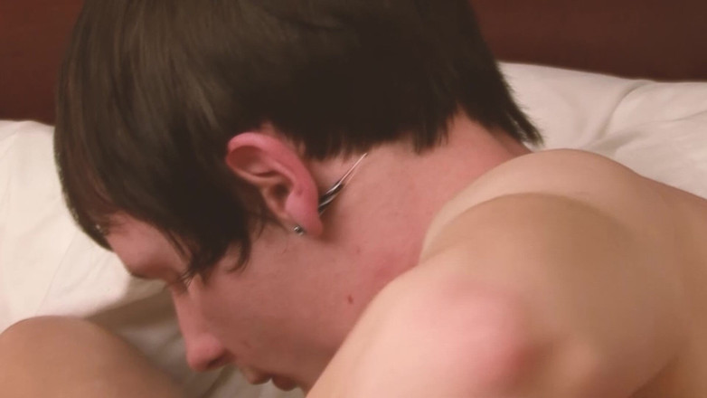 SEXUAL SIN GAY: Cum Holes Scene-2_two Twinks kurus menghisap zakar dan mengongkek pantat...