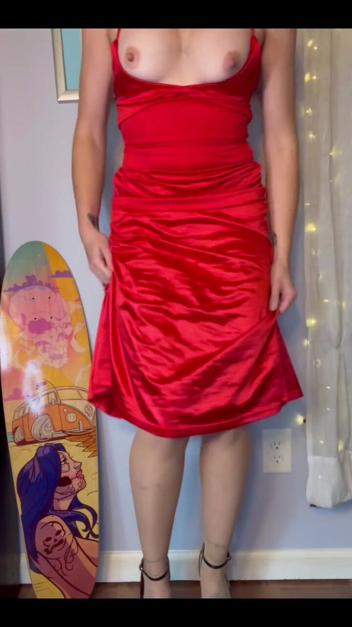 Suzy Wylde: Rimase in piedi a casa e sborro