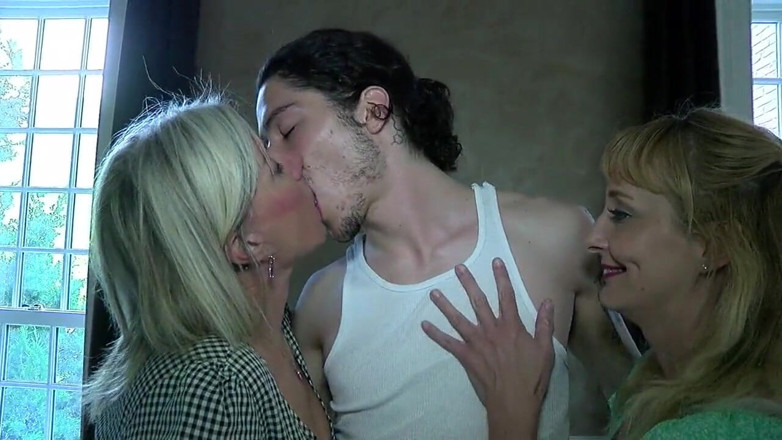Private Society: Two MILFs are better than one