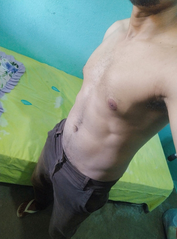 Ponte X: Jonge man spuitend heet voor je klaarkomend