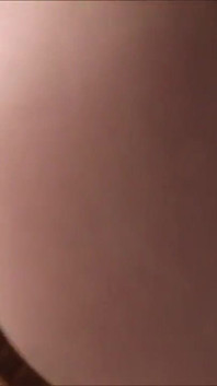 Wbij ten dildo w tyłek i pozwól mi poczuć, jak ci się to podoba