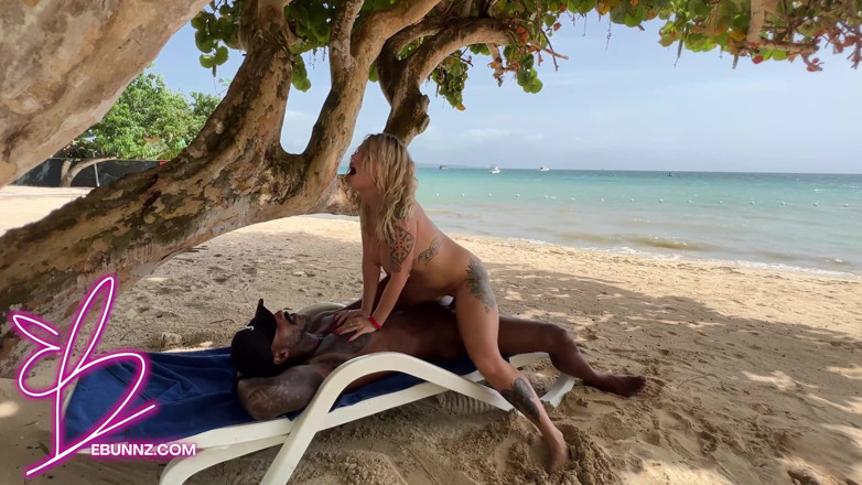 Elana Bunnz: BBC Risky Beach Bang