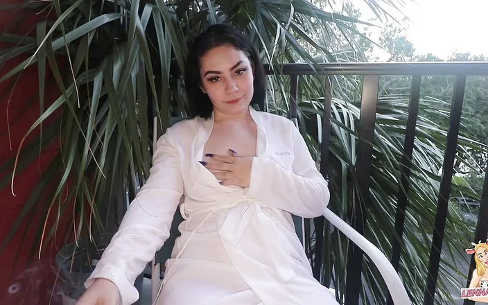 Lenna Lux: Smoking fetish gfe