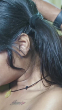 Дезі індійська мила і сексуальна тінка 18+ падчерка, хардкорний подвійний трах від двох її вітчимів (хінді аудіо)