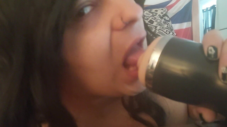 Joi Stoner: Masterbation na gauči, část 3