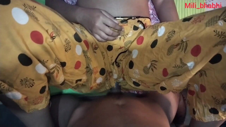 Mili bhabi: Indian 18+ Dirty Girl Mili Riding Police Big Cock She Cum...