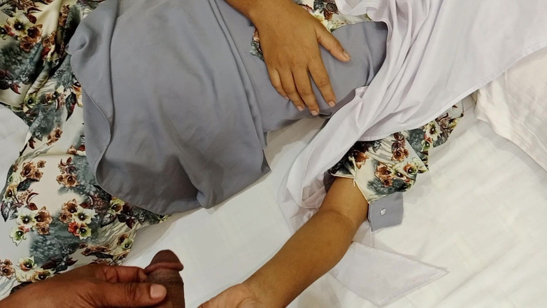 Evasexy02: Noc na líbánkách novomanželského páru