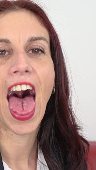 Mouth fetish clip with ali bordeaux fullhd - Inside my mouth